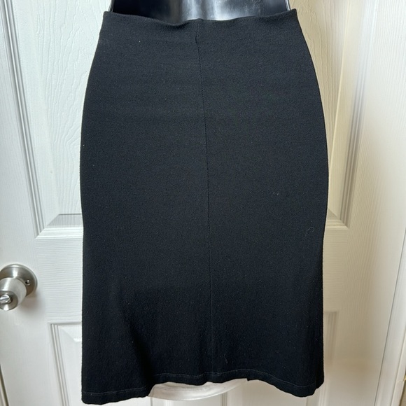 VINCE CAMUTO Black & Off-White Pull-on Pencil Skirt - Size M - Picture 4 of 7